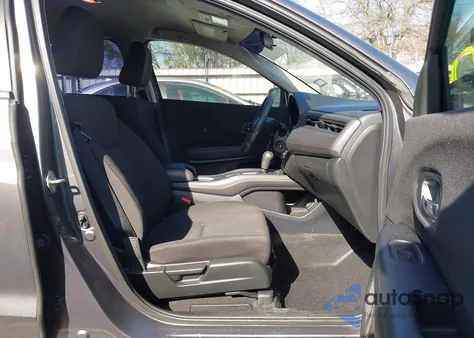 2017 Honda Hr-V Lx z USA, uszkodzony, nr VIN 3CZRU5H36HG702073